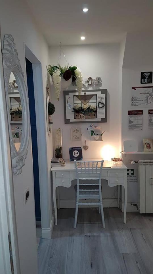 B&B La Finestra Di Fronte Rome Exterior photo